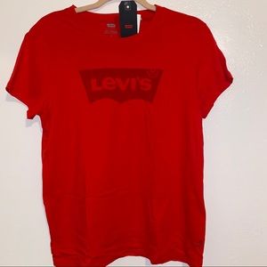 Levi’s Tee
